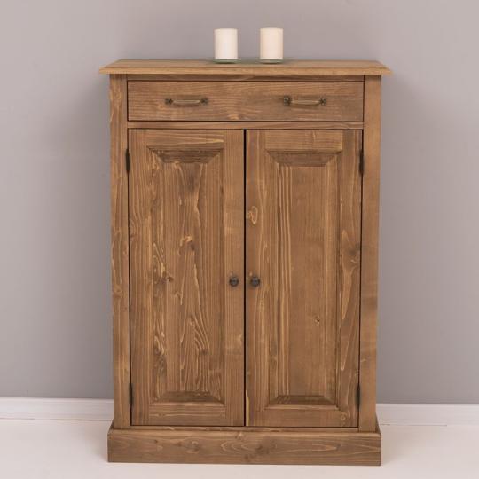 rustikalna drevena komoda vintage mediteranska patinovana masivny obyvacka spalna stolik predsien nabytok vidiecky dom pre hosti nabytok.jpg